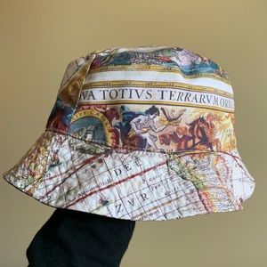 🛍Bucket Hat With Map and Painting Print
